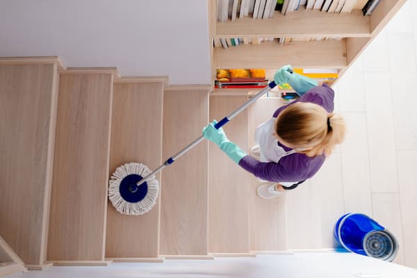 Where can I find a reliable home cleaning company in Toronto